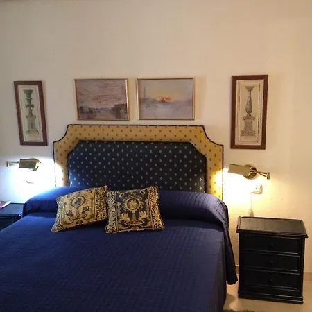 Apartment Dominion