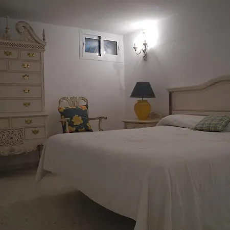 Apartment Dominion